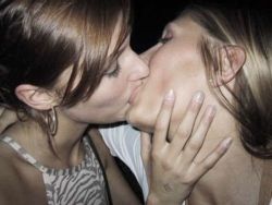 lipsticklesbians.tumblr.com post 18188858668