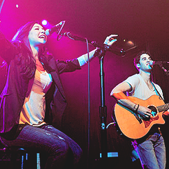 jarpad: “I am biased towards Naya Rivera’s voice.” - Darren Criss when asked