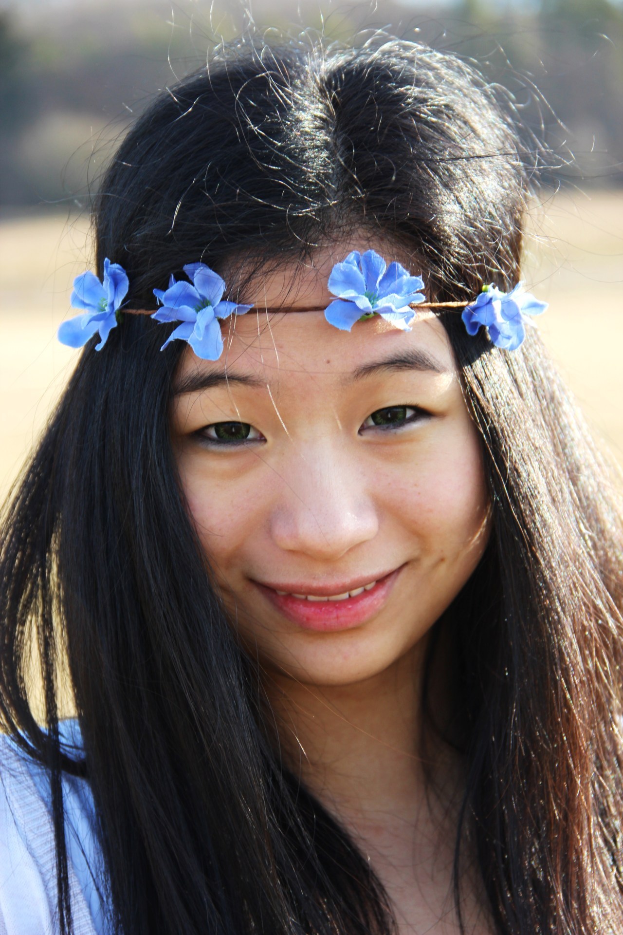 shewantswings:  it’s photo shooting time ;) seems like spring wants to break in!