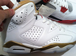 sneakgeekz:  (via Air Jordan 6 7 Gold Medal