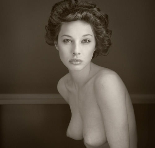 Porn photomuza:  Nude portrait © Stanimir Luchkov photos