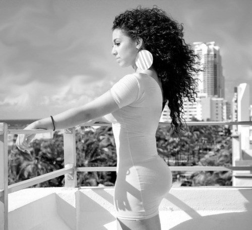 robinroxette:  fuckyeahprettygirlsrockk:  PGR  lol thats my pic! 