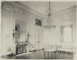 courtroyale:  Vintage (taken in 1900) photographs of the interior apartments of Marie Antoinette’s Petit Trianon &copy; RMN (Château de Versailles) / Gérard Blot 
