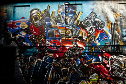 albotas:  Daily Graffiti: Amazing Transformers