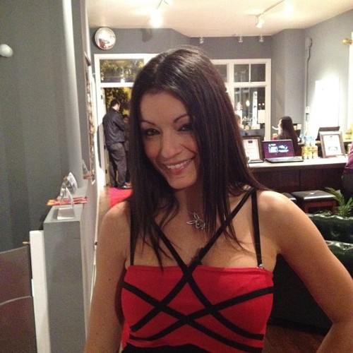 Like a lady in red? Our @gamernextdoor at the #vitahill #SF (Taken with instagram)