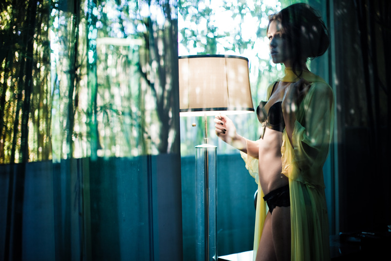 SIMONE (far from heaven - gold robe) | photographed by landis smithers 