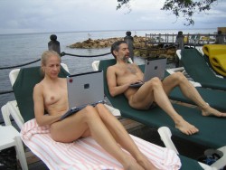 nudistlifestyle:  Another pair of nudists