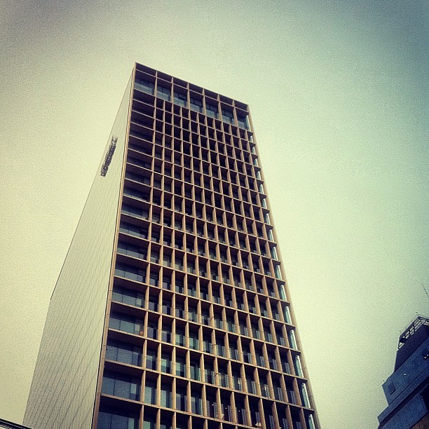 Elegant #office #building by +Arquitectos #archdaily #building_buddy #iphonesia #instagood (Taken with instagram)