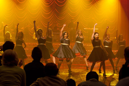 blurintofocus:Glee Recap - Tragedy at McKinley High - Billboard.comI sat with the suicide scene from