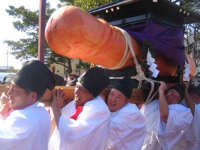 somewhereintheworldtoday:
“Its hardly surprising this is one of the most infamous festivals in Japan!
The Tagata Hounen Matsuri (Fertility Festival) involves a parade of wooden phalluses (including a two-metre one!) through the streets of the small...