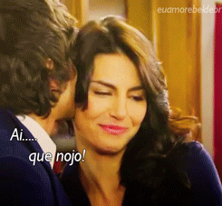   -Pilar finge para Diego que Binho a forçou a fazer o que não queria. Ela chora