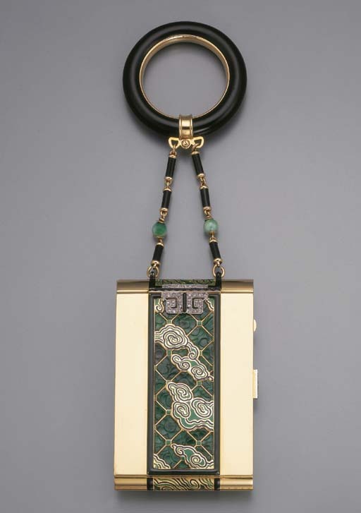 omgthatdress:  Vanity Case Chaumet, 1925 Christie’s 