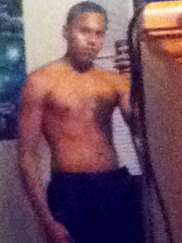 thatblackguyyouwishyouwhere:  A Fighters Body :P  Gaaaaaayyyyyy JK :P