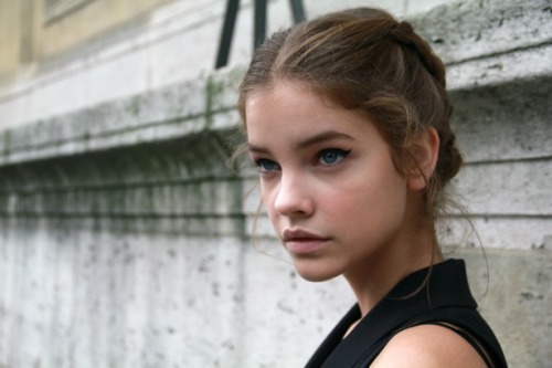 vogue-struck: Barbara <3