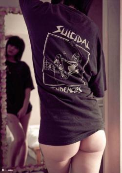 bacana a camiseta do suicidal tendencies.