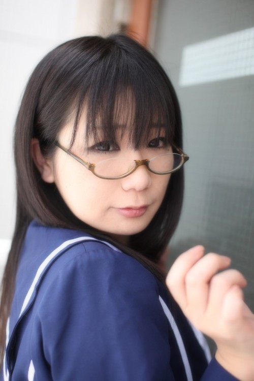 (via anegasaki nene chocoball chokotto pansuto cosplay glasses love plus sailor uniform school unifo