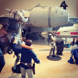 Bobbysussman:  Toy Shelf: Han Stops At The Millennium Falcon Where Chewbacca Is Welding