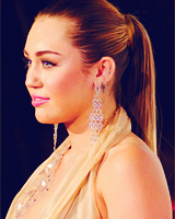 untouchedfeeling:  Miley Cyrus Hair Appreciation Post. 