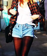 obsessionfor-freedom-blog:  Miley Cyrus: 2012 style. 