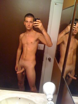 nudemanselfies:  http://www.menwithcams.tumblr.com/ - Self Nudeshttp://www.amateurhunks.tumblr.com/ - Amateur Nude Menhttp://www.trashyredneckmen.tumblr.com/ - Trashy Redneck Menhttp://www.hotmenoutdoors.tumblr.com/ - Men nude outdoors Check out my Free