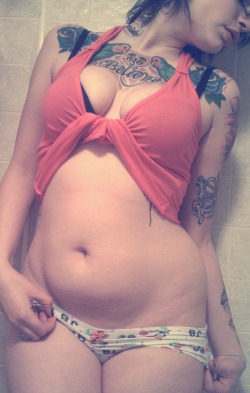 ohmygodbeautifulbitches:  Amethy