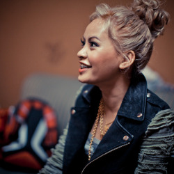 urbanstormcloud:  Honey Cocaine! 