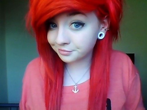 m4rshm4ll0ws:  i miss having red hair, aw 