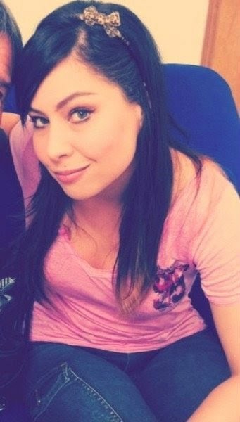fctrapeziopitty:      - As vezes sou menina , as vezes sou mulher , as vezes sou moleque -