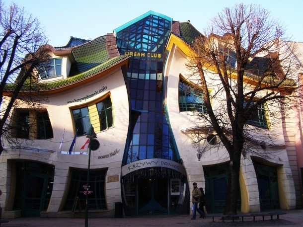 myedol:  Crooked House by Szotnyscy Zaleski 