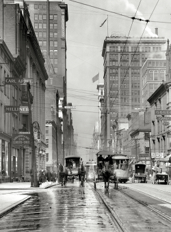 Librar-Y:  Circa 1910. Fourth Street, Cincinnati, Ohio. 