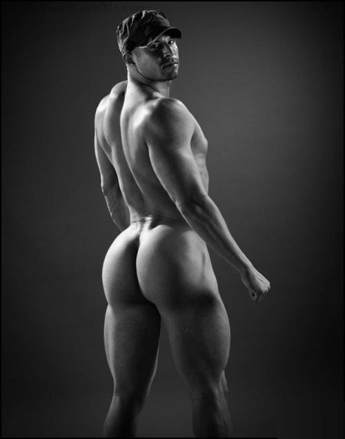 bodybuildertop:  seeker310:  Awesome Bros!! POWERFUL!! Good looking & sexy!!   Gigantic ass!