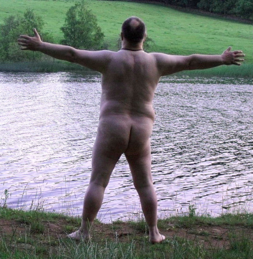 http://senioretgay2.tumblr.com/post/18306583726
