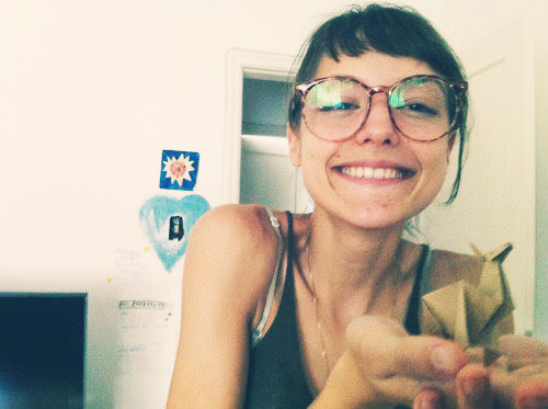  Como quase todo sofrimento, tudo começou com um sorriso. Thalita Santos 
