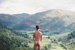 mandrag:  persistent-patty: the hills are alive… The glory of common people 