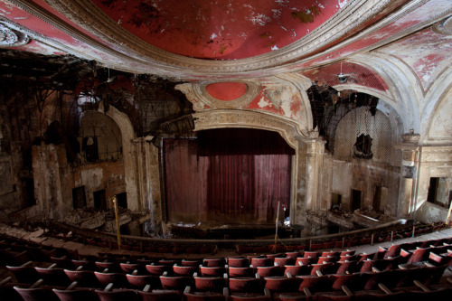  Spectacular Abandoned Theatres and Cinemas porn pictures