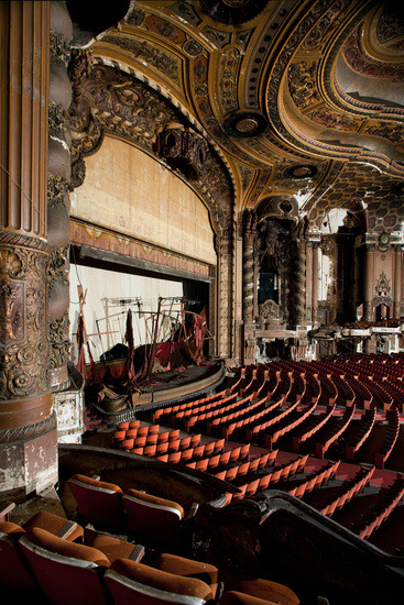 XXX  Spectacular Abandoned Theatres and Cinemas photo