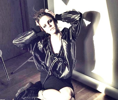 cigarettes-and-effy:   want more effy? http://cigarettes-and-effy.tumblr.com  