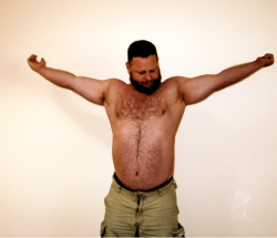 superbears:  CUTE SEXY THIC STOCKY BEAR WANT