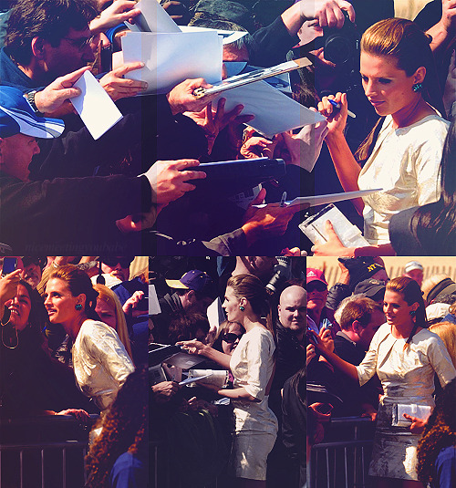 zipitkitten:
“ claraaqmendes:
“ “ Stana Katic with fans at the 2012 Independent Spirit Film Festival
”
Can I just be one of them?
”
The fact that i’m not one of them actually makes me feel awful @Stana_Katic
”