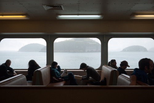 naliac: urbanoutcasters: homesteadseattle: Ferry Passengers ah wow this makes me so nostalgic of whe