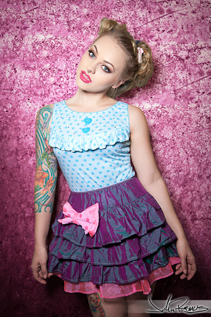 johnremus:  Another new shot of Megan Renee. She wanted pink :) 