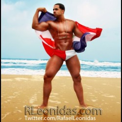 rleonidas:  Happy DR Independence!! Ke VIVA la Republica Dominicana carajo!!! (Taken with instagram)