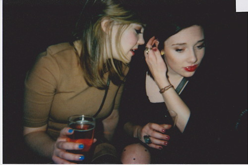 (Drunk girls) Drunk girls cause a couple of heart attacks (Drunk girls) Drunk girls