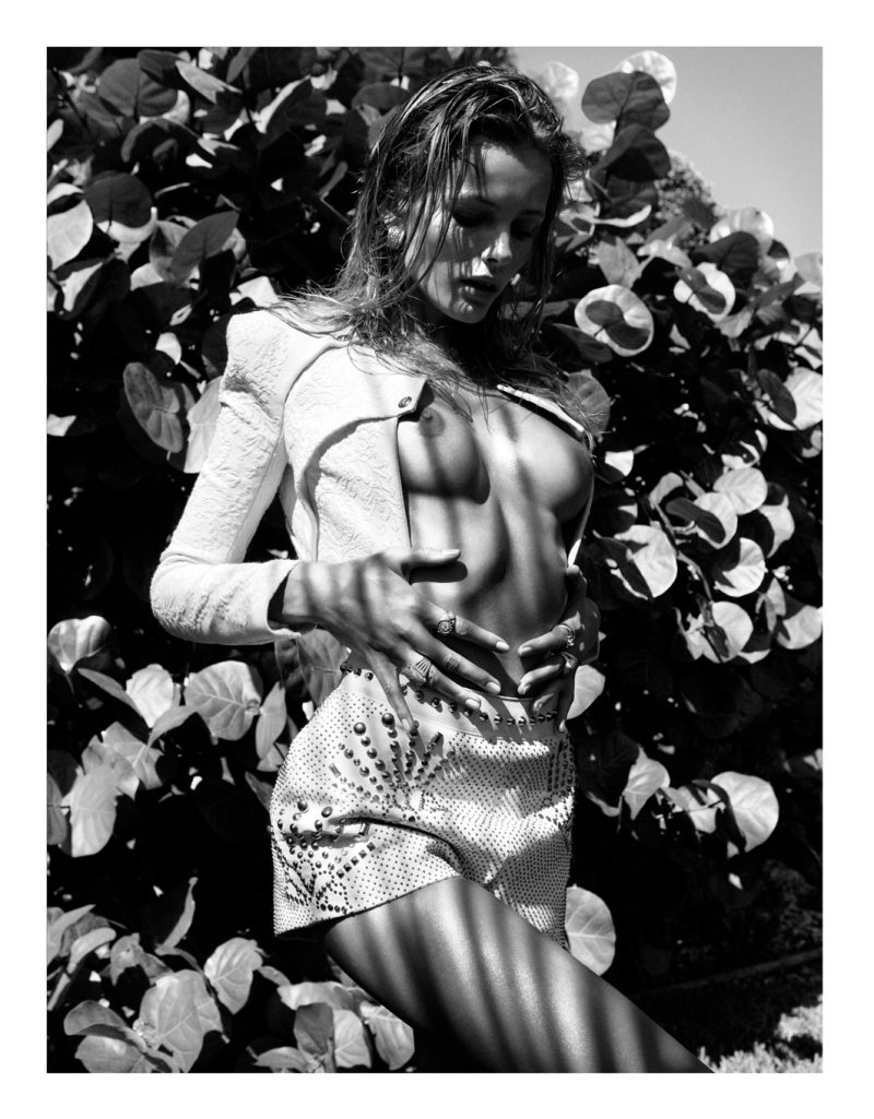 fashionnude:  Edita Vilkeviciute by Greg Kadel for Vogue Spain March 2012 