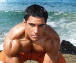 jockbeach:  http://jockbeach.tumblr.com 