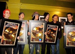 highvoltagea7x:  In 2006, their third album City of Evil went gold. 