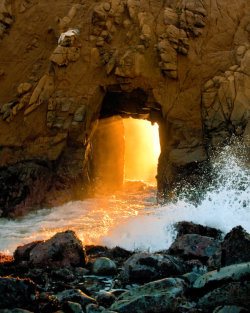 ianbrooks:  The Firehole Located in Pfeiffer Beach, Big Sur, CA, in a secluded beach just off the Number 1, lies an opening in the rock that lights up like fireworks come sundown. Extra hidden fact: tossing the One Ring into the Firehole is the only way