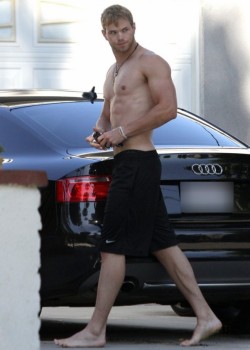 pics2cum2:  Kellan Lutz is UNF