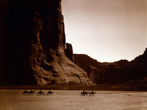 publicradiointernational:Canyon de Chelly, within the Navajo Nation in Arizona, is one of the small 