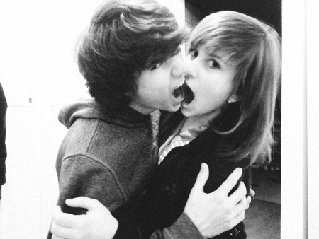 l o v e